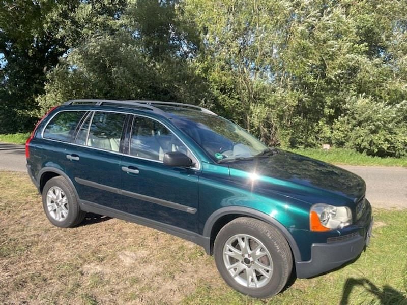 Grün Gebraucht 2004 Volvo XC90 SUV | 6.800 € (Teuer) - Bild 1/4