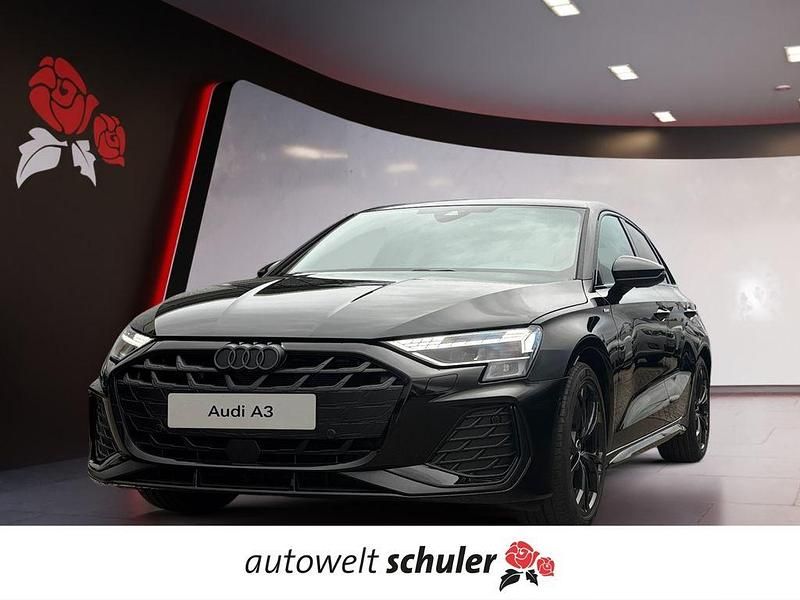 Mythosschwarz metallic Neu 2025 Audi A3 S-Line Limousine | 42.600 € (Etwas zu teuer) - Bild 1/4