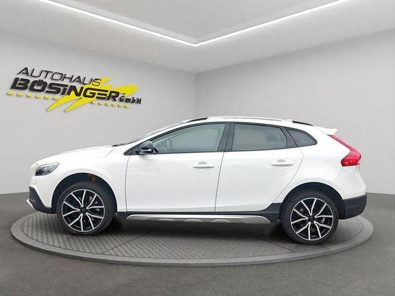 Gebraucht Volvo V40 190 PS (139 kW) 2016 Andere Limousine