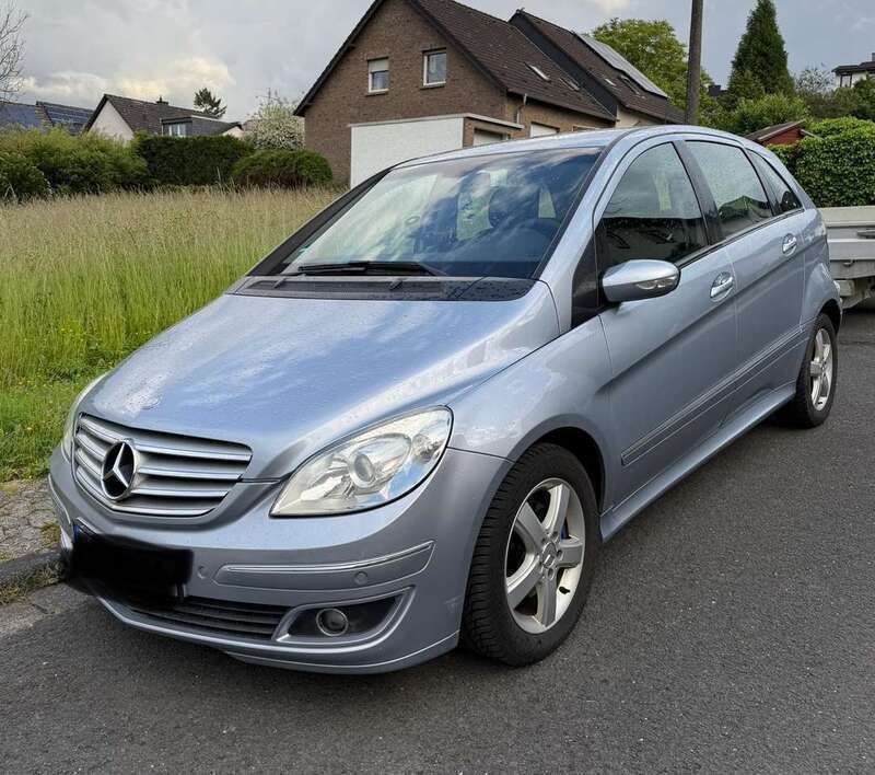 Gebraucht 2005 Mercedes B200 Van / Kleinbus | 3.500 € (Fairer Preis) - Bild 1/4