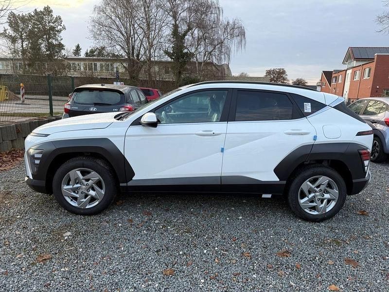 Neu Hyundai Kona Trend 150 PS (110 kW) 2025 Weiß SUV