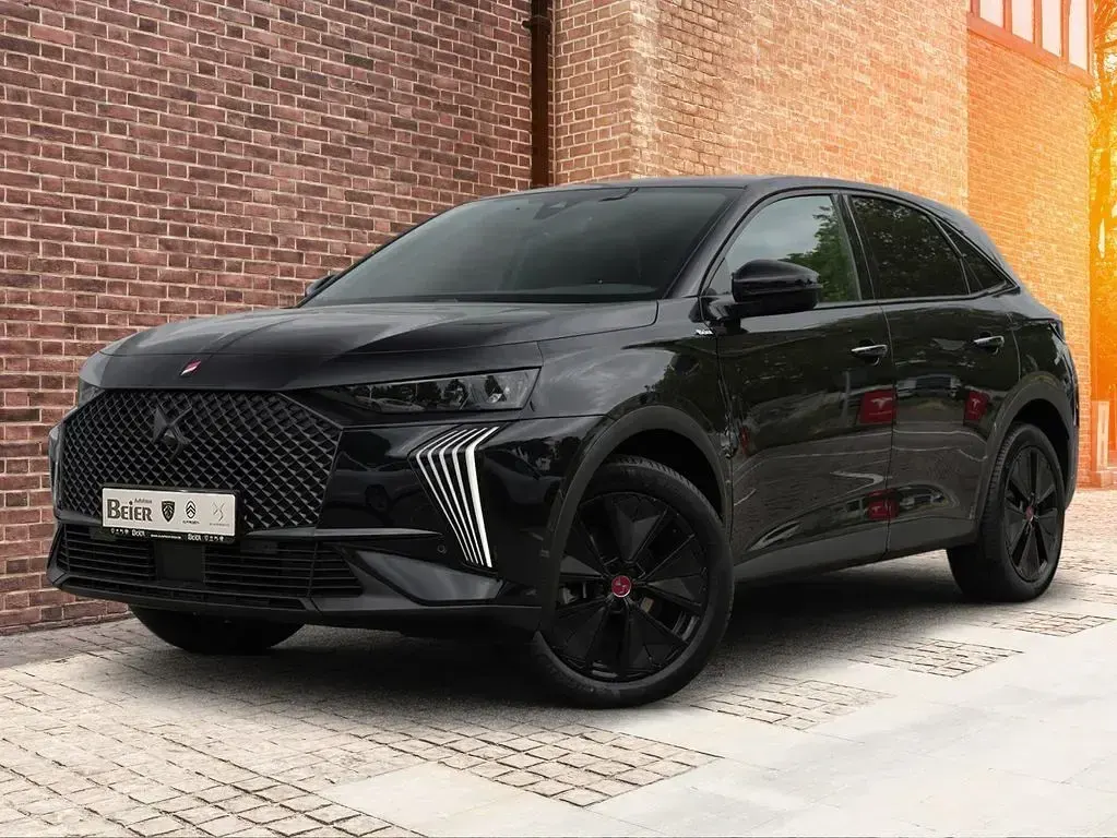 Gebraucht DS Automobiles DS7 Crossback Performance 131 PS (96 kW) 2023 Schwarz SUV
