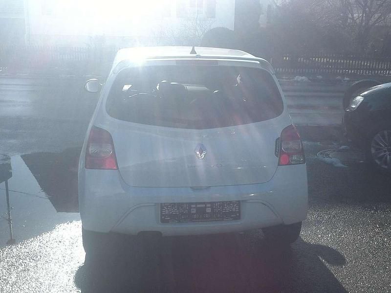 Gebraucht Renault Twingo Rip Curl 76 PS (55 kW) 2010 Weiß Kleinwagen
