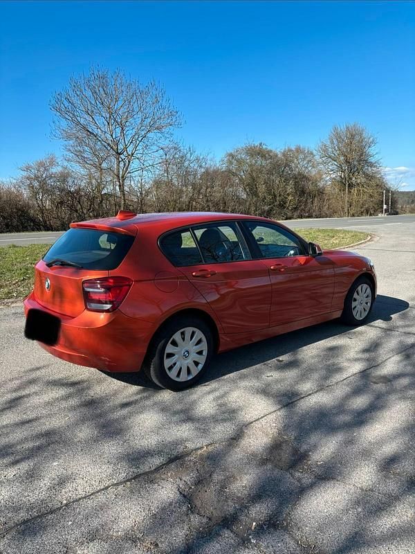 Gebraucht BMW 118 143 PS (105 kW) 2015 Orange Kleinwagen