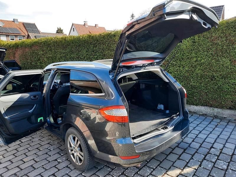 Gebraucht Ford Mondeo Titanium 145 PS (106 kW) 2008 Grau Kombi