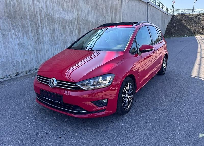 Gebraucht VW Golf Allstar 150 PS (110 kW) 2016 Rot SUV