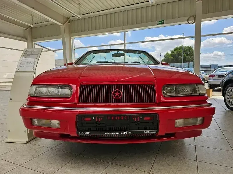 Używany Chrysler Le Baron 136 KM (100 kW) 1995 Czerwony Kabriolet