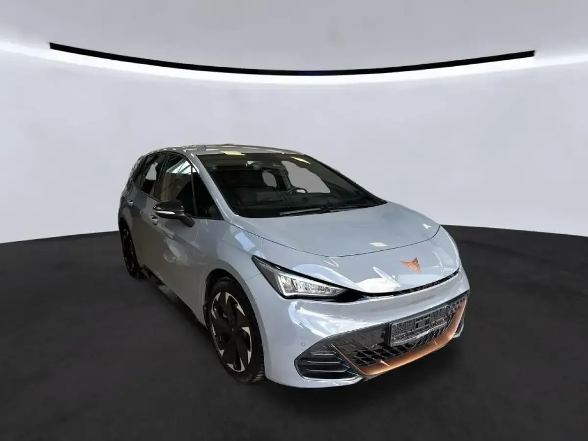 Gebraucht Cupra Born 150 kW (204 PS) 2024 Vaporgrau Kleinwagen