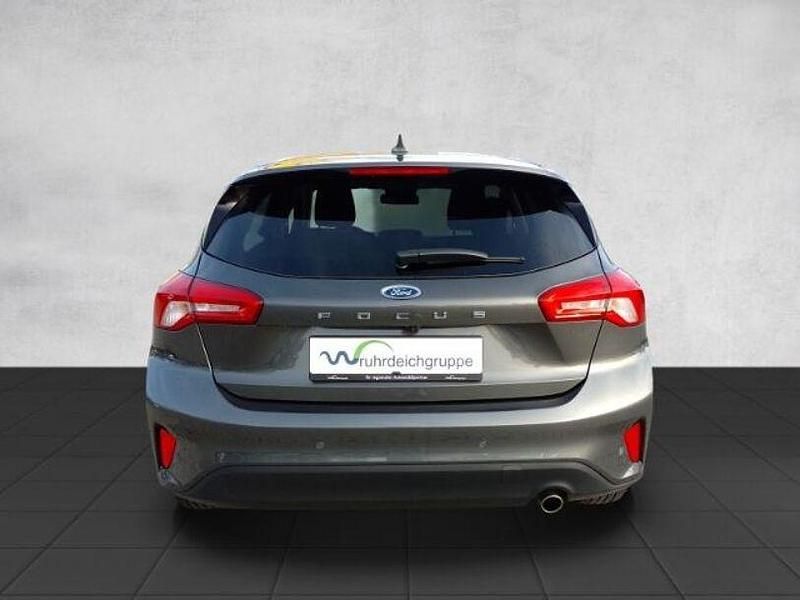 Gebraucht Ford Focus Cool & Connect 125 PS (91 kW) 2021 Magneticgrau (metallic) (metallic) Limousine