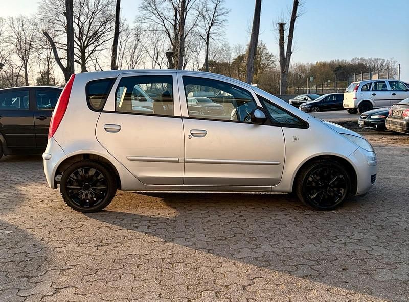 Gebraucht Mitsubishi Colt 75 PS (55 kW) 2005 Grau Kleinwagen