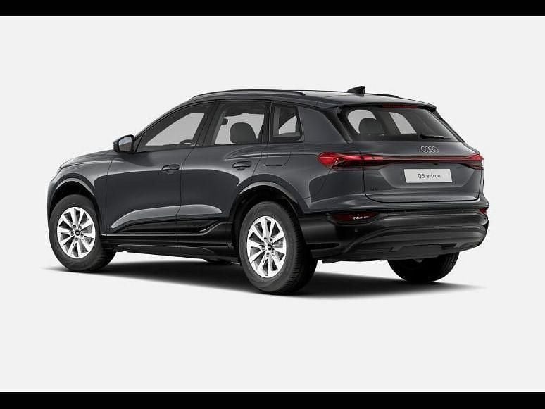 Neu Audi Q6 e-tron 185 kW (252 PS) 2025 Grau SUV
