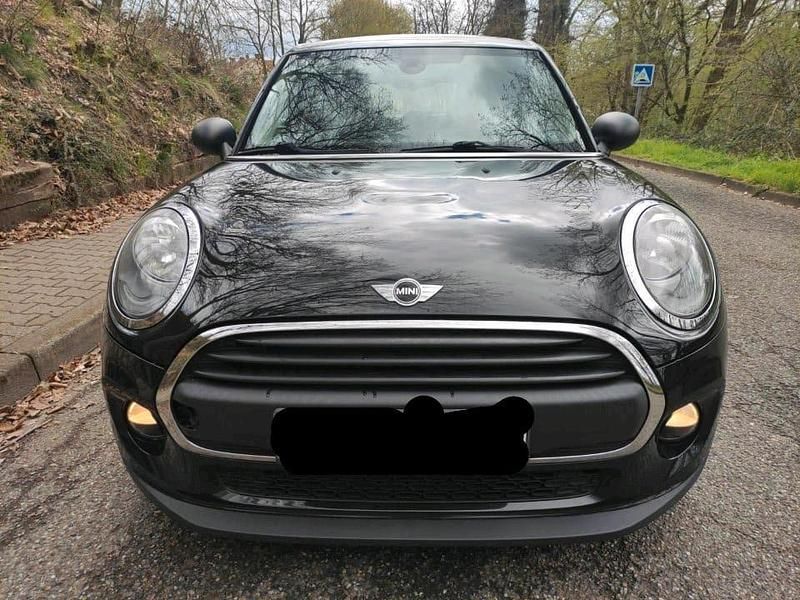 Gebraucht Mini Cooper 105 PS (77 kW) 2016 Schwarz Kleinwagen