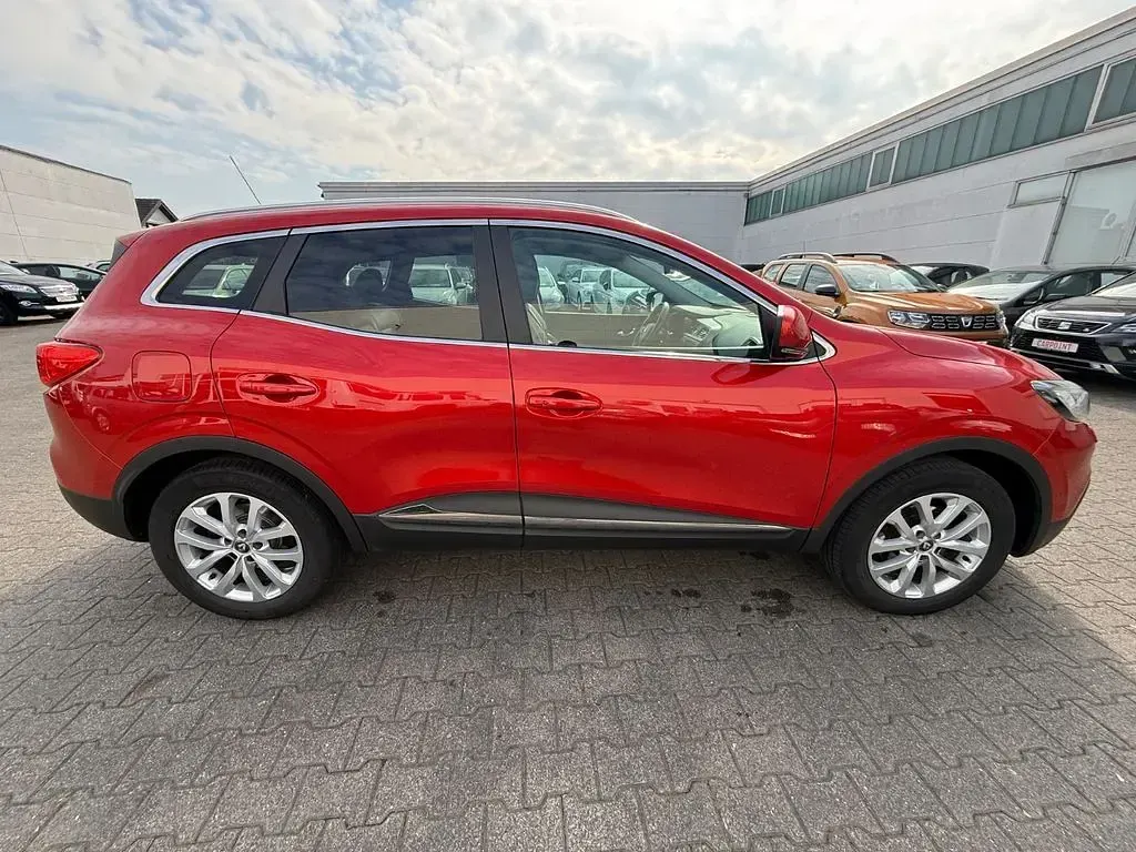 Używany Renault Kadjar Collection 110 KM (80 kW) 2018 Czerwony SUV