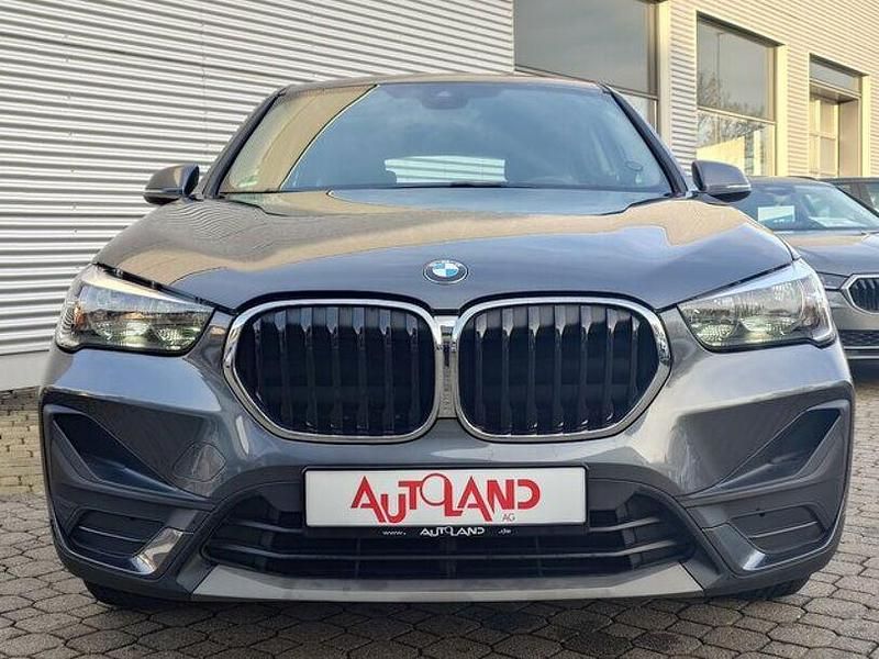 Gebraucht BMW X1 140 PS (102 kW) 2021 Grau SUV