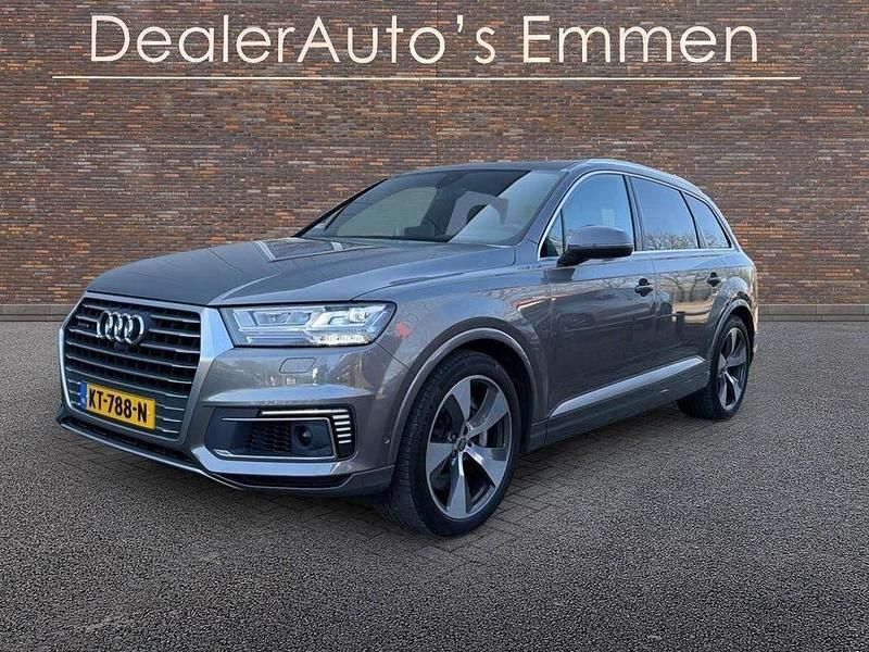 Gebraucht Audi Q7 Sport 374 PS (275 kW) 2016 Grau SUV