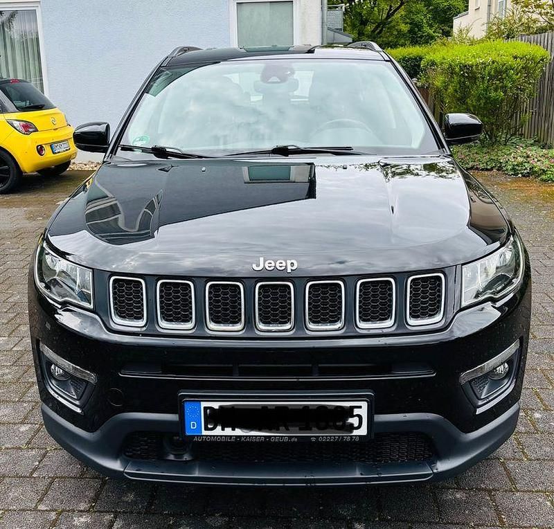 Gebraucht Jeep Compass Longitude 140 PS (102 kW) 2019 Schwarz SUV