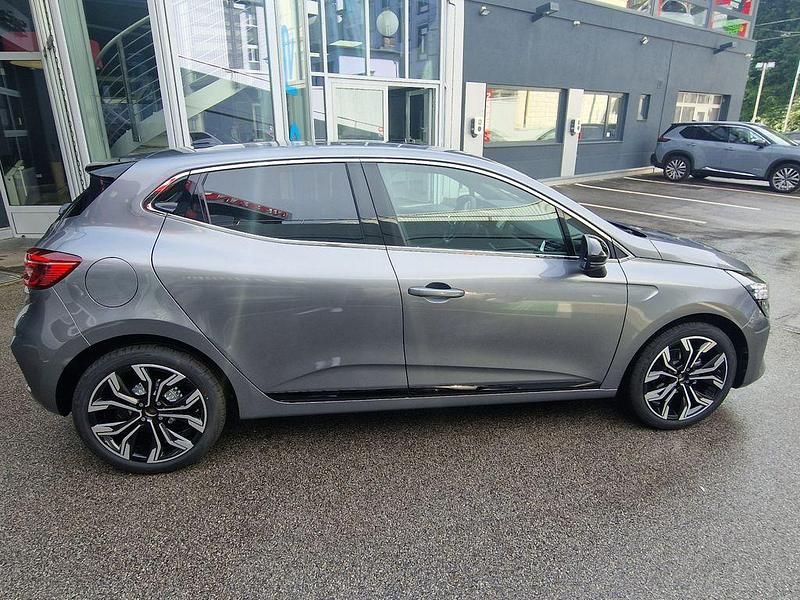 Neu Mitsubishi Colt Select 91 PS (66 kW) 2025 Grau Limousine