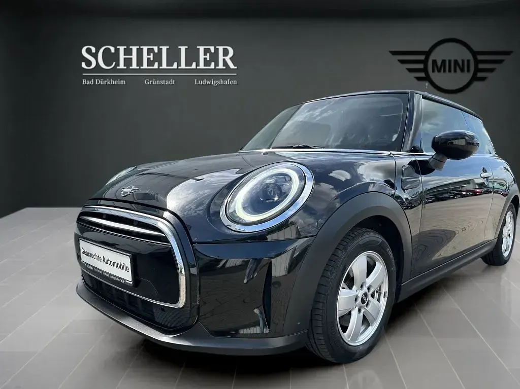 Gebraucht Mini ONE 102 PS (75 kW) 2022 Midnight black Kleinwagen