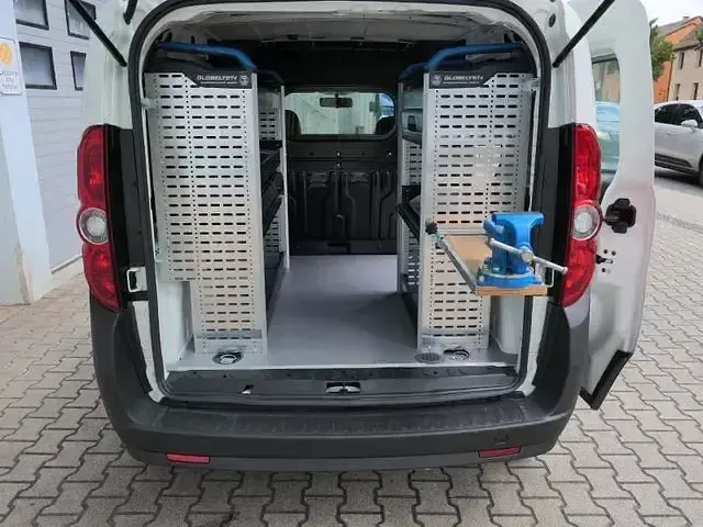 Gebraucht Fiat Doblò 120 PS (88 kW) 2020 Weiß Van / Kleinbus