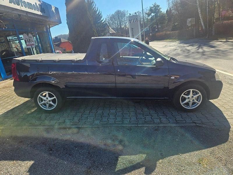 Gebraucht Dacia Logan Pick-Up 84 PS (61 kW) 2011 Blau Pickup