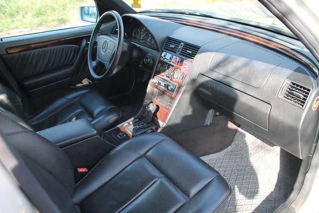 Gebraucht Mercedes 230 150 PS (110 kW) 1997 Silber metallic Kombi