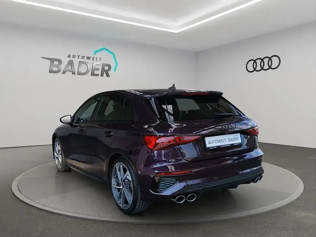 Gebraucht Audi S3 Sport 310 PS (228 kW) 2023 Violett Limousine