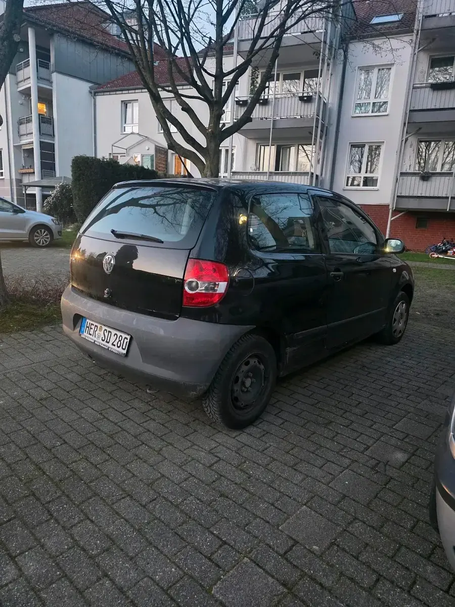 Gebraucht VW Fox 2011 Schwarz Kleinwagen