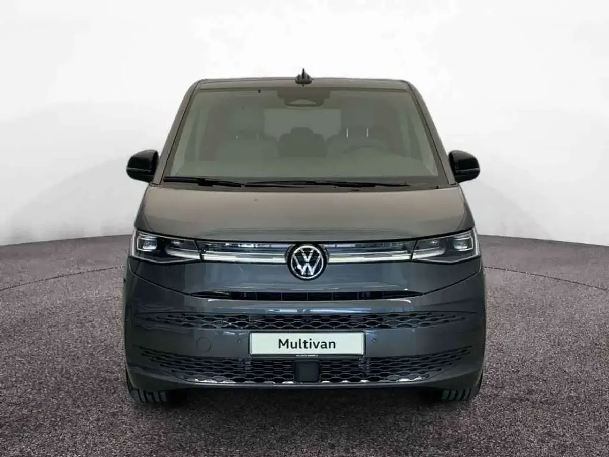 Gebraucht VW Multivan Style 245 PS (180 kW) 2026 Indiumgrau metallic Van / Kleinbus
