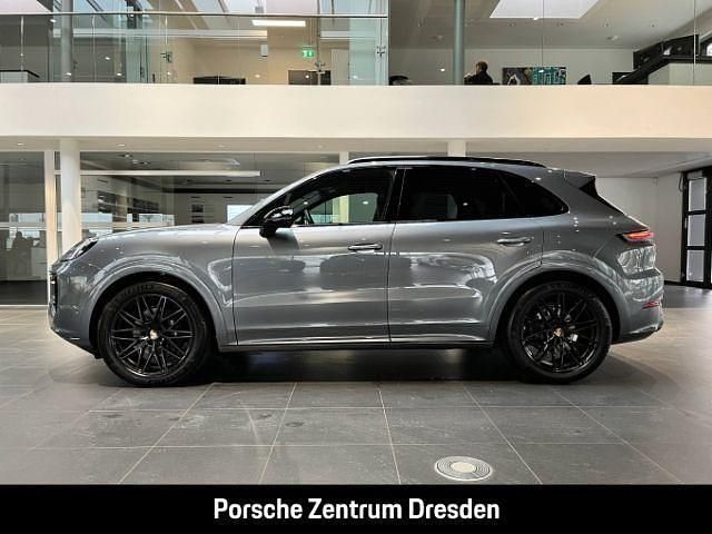 Neu Porsche Cayenne Black Edition 354 PS (260 kW) 2026 Grau SUV