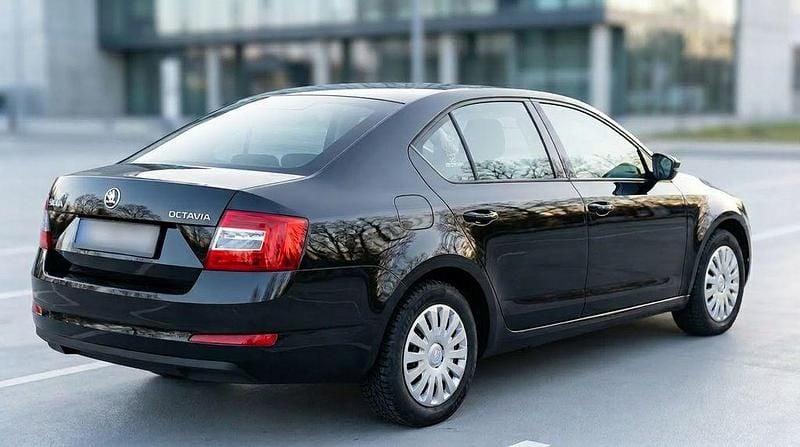 Gebraucht Skoda Octavia Active 116 PS (85 kW) 2016 Schwarz Kleinwagen