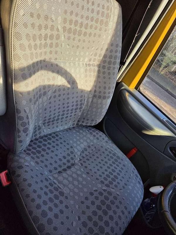 Second-hand Ford Transit 87 CP (63 kW) 2011 Galben Monovolum