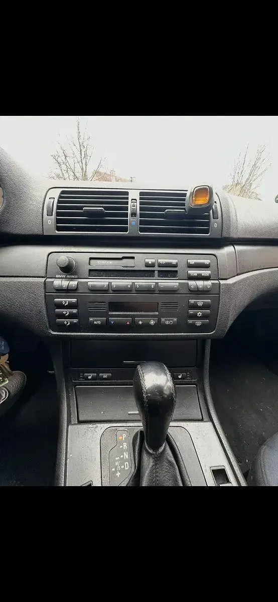 Gebraucht BMW 320 Basis 170 PS (125 kW) 2002 Grau Limousine