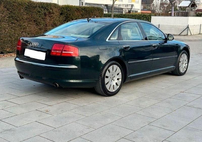 Gebraucht Audi A8 Ambiente 260 PS (191 kW) 2009 Grün Limousine
