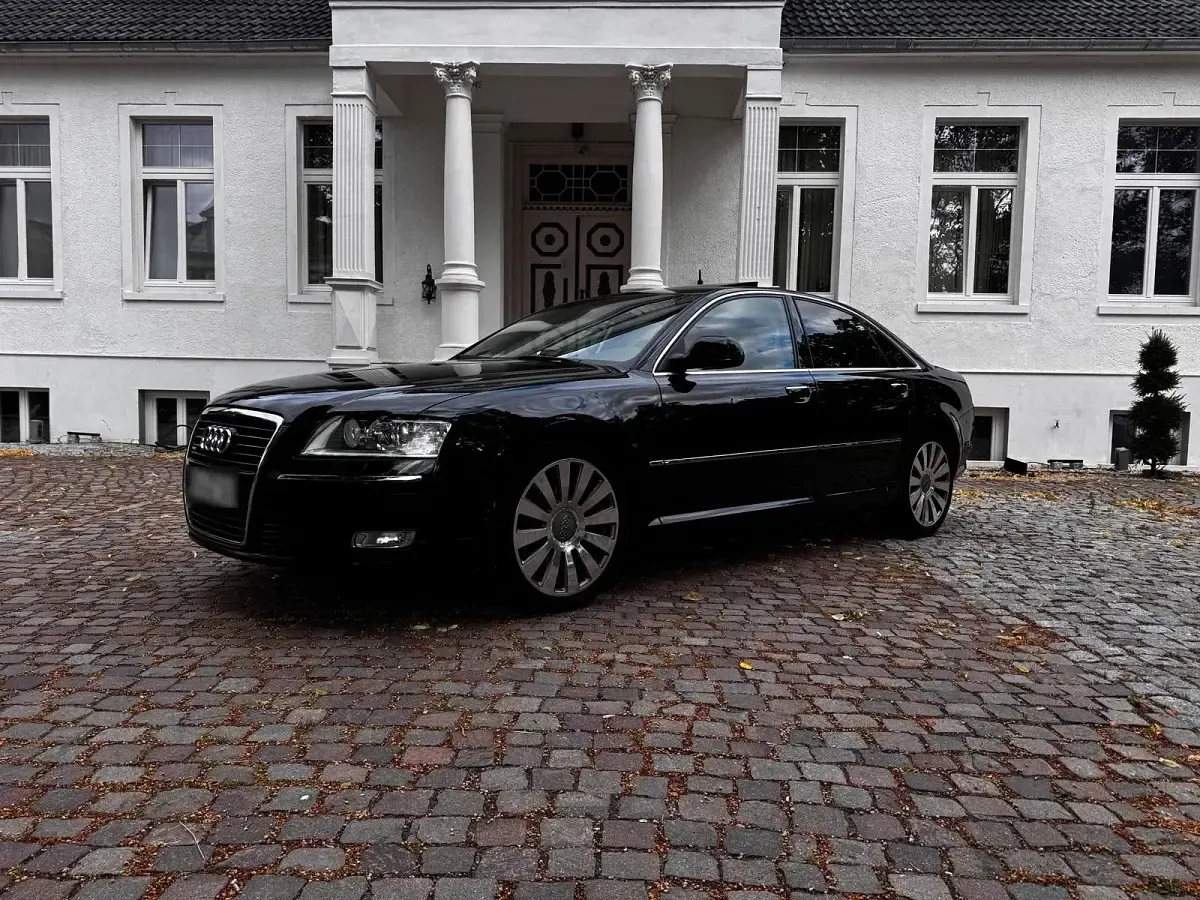 Gebraucht Audi A8 Comfort 233 PS (171 kW) 2009 Schwarz Limousine