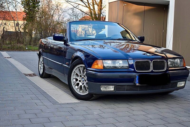 Blau Gebraucht 1995 BMW 328 Cabriolet Sport Line Cabrio | 13.000 € - Bild 1/4