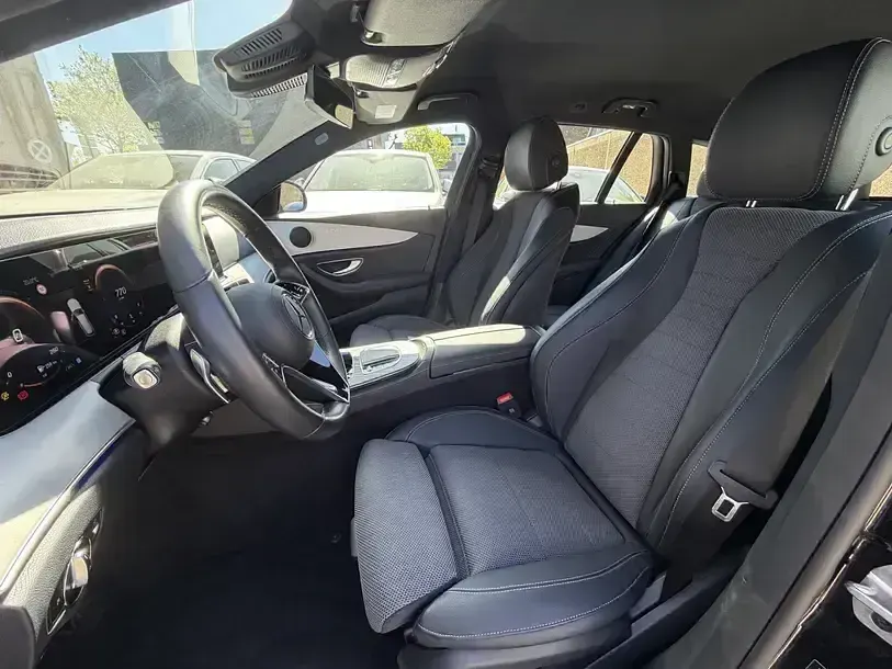 Gebraucht Mercedes E200 Avantgarde 160 PS (117 kW) 2023 Schwarz Kombi