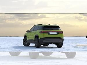 Neu Jeep Compass Altitude 145 PS (106 kW) 2025 Grün (hawai green) SUV
