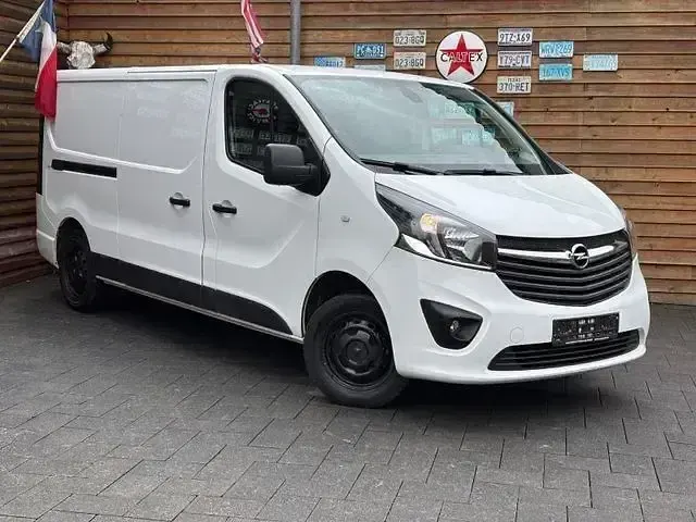 Gebraucht Opel Vivaro 120 PS (88 kW) 2019 Casablancaweiss/glacier/arctic Van / Kleinbus