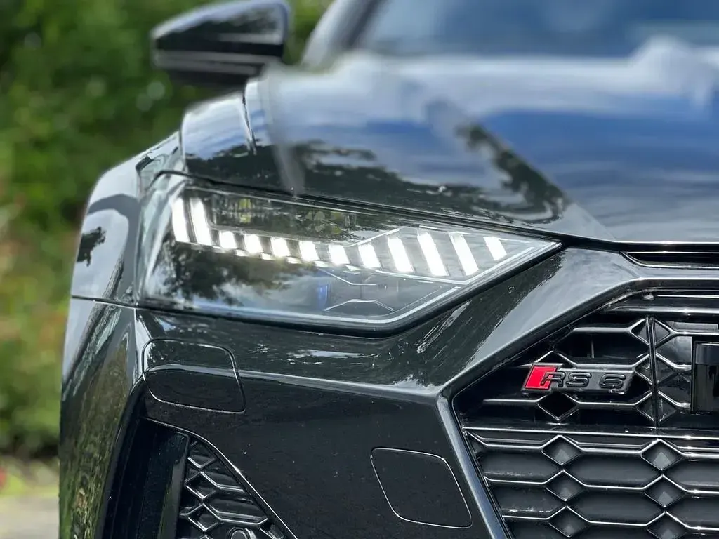 Gebraucht Audi RS6 Ambiente 600 PS (441 kW) 2025 Mythosschwarz metallic Kombi