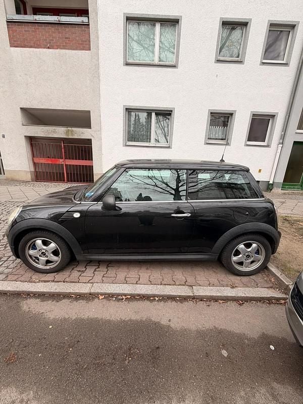 Gebraucht Mini ONE 95 PS (69 kW) 2009 Schwarz Kleinwagen