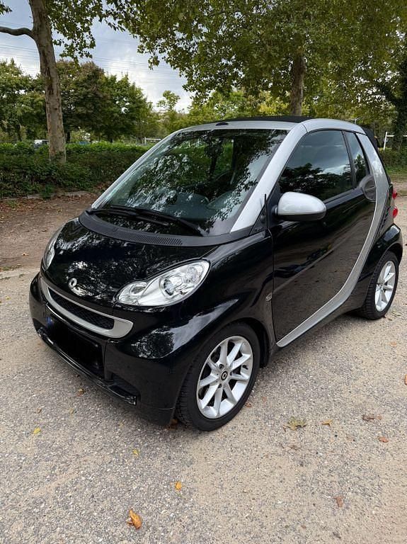 Gebraucht Smart ForTwo Cabrio Passion 71 PS (52 kW) 2011 Schwarz Cabrio