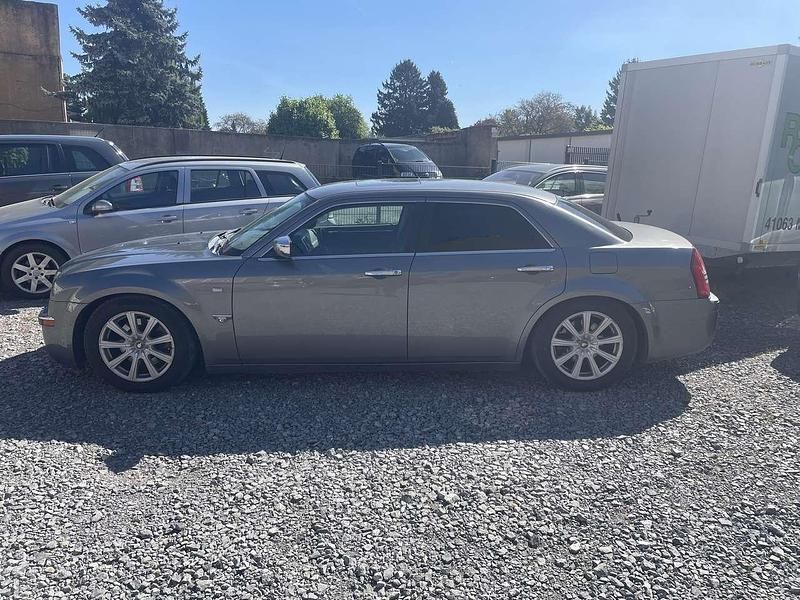 Usado Chrysler 300C 218 CV (160 kW) 2006 Gris Berlina