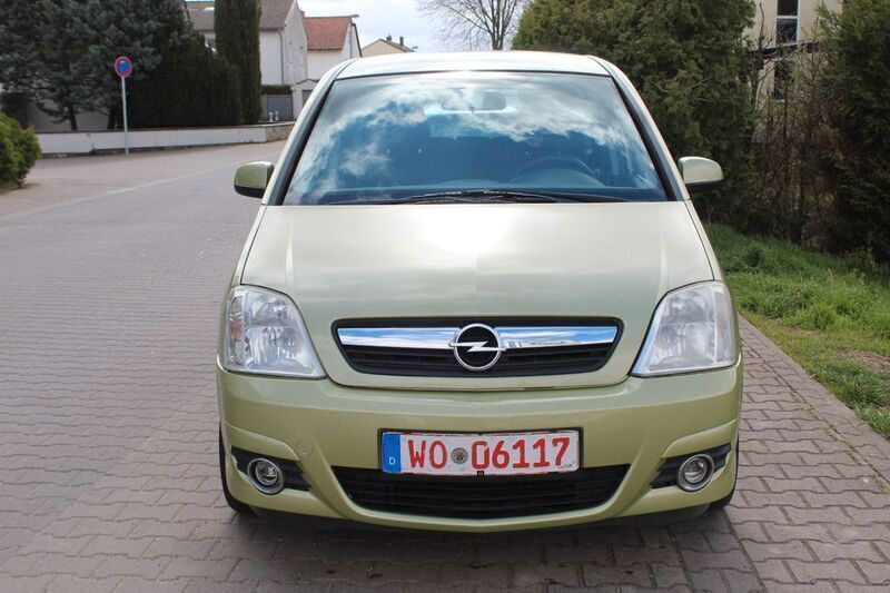 Grün Gebraucht 2006 Opel Meriva Cosmo Van / Kleinbus | 1.980 € (Guter Preis) - Bild 1/4