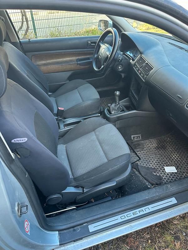 Gebraucht VW Golf IV 75 PS (55 kW) 2003 Silber Kleinwagen