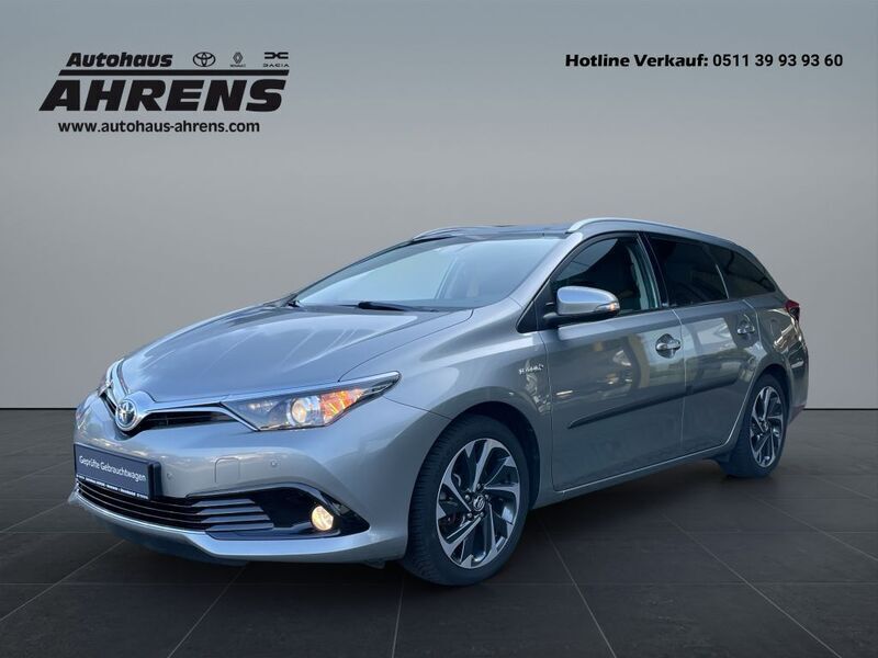 Titansilber mica metallic (metallic) Gebraucht 2016 Toyota Auris Hybrid Edition-S Kombi | 14.250 € (Fairer Preis) - Bild 1/4