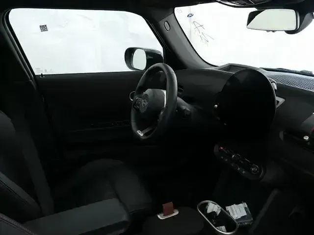 Używany Mini John Cooper Works 156 KM (114 kW) 2024 Czarny Hatchback