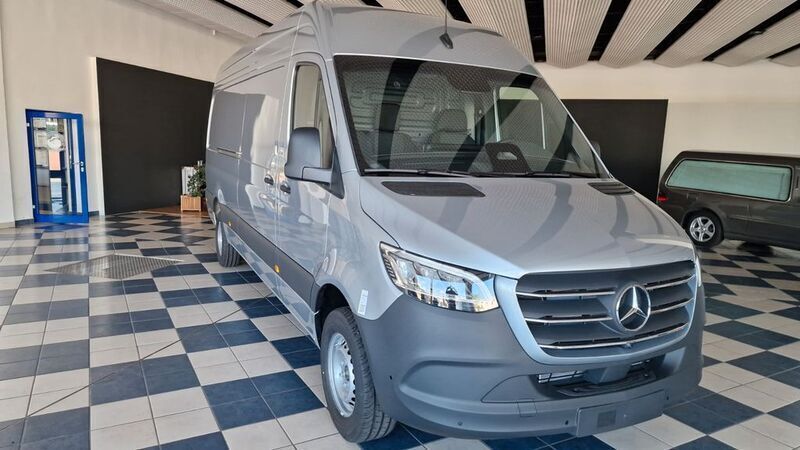 Silber Neu 2025 Mercedes Sprinter Van | 98.175 € - Bild 1/4