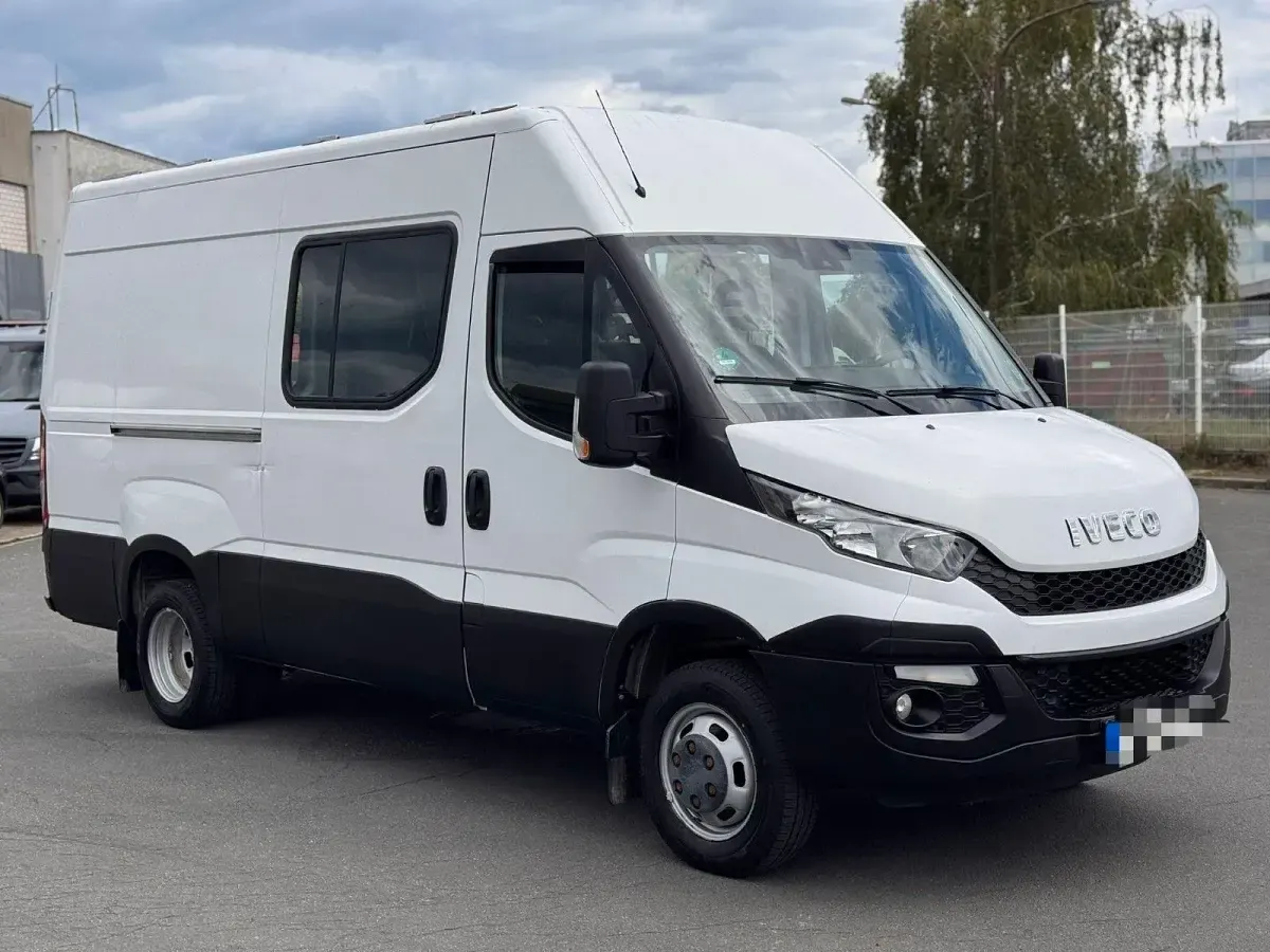 Occasion Iveco Daily 170 ch (125 kW) 2016 Blanc Monospace