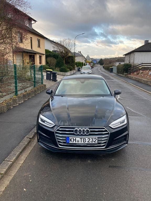 Gebraucht Audi A5 Sportback 190 PS (139 kW) 2019 Schwarz Kleinwagen
