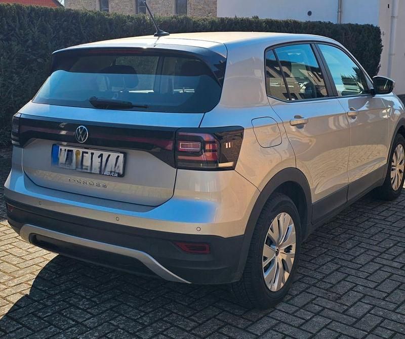 Gebraucht VW T-Cross 95 PS (69 kW) 2022 Silber SUV